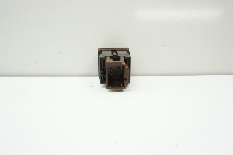 Bouton de warning PEUGEOT 207 PHASE 1 BREAK Diesel - 1