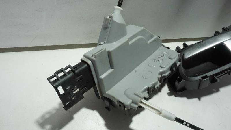 Serrure arriere gauche CITROEN C5 2 Diesel - 1