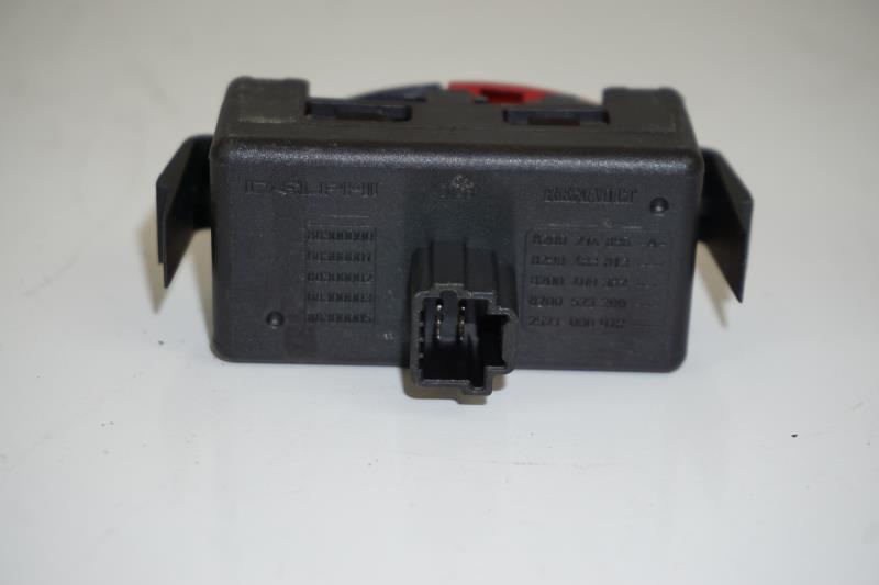 Bouton de warning RENAULT TWINGO 2 PHASE 1 Essence - 1