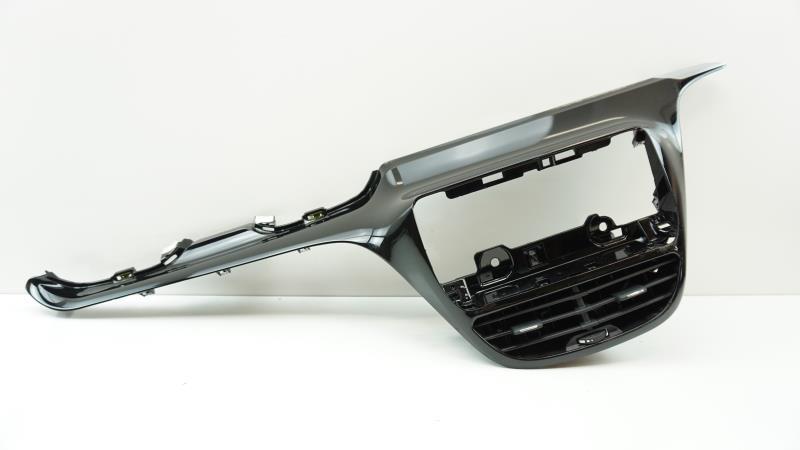 Console Centrale Intérieure (plastique) Pour Peugeot 208 Phase 1 - Réf. 96756845MA - Occasion Bon état