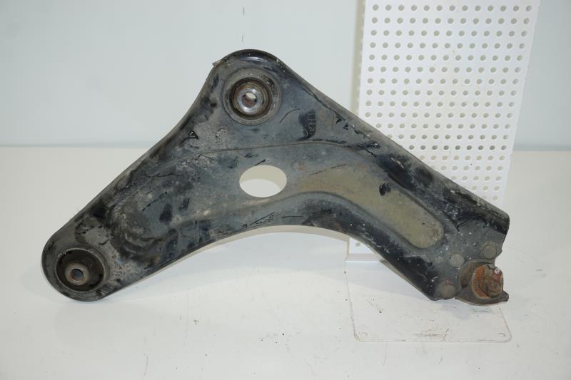 Triangle avant droit PEUGEOT 2008 1 Essence - 1