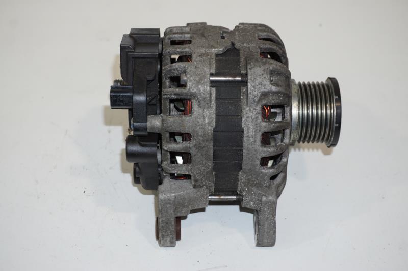 Alternateur RENAULT CLIO 4 PHASE 1 Essence - 1