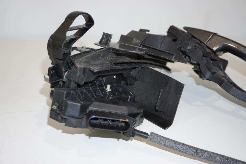 Serrure avant droit FORD FOCUS 3 PHASE 2 BREAK Diesel - 1