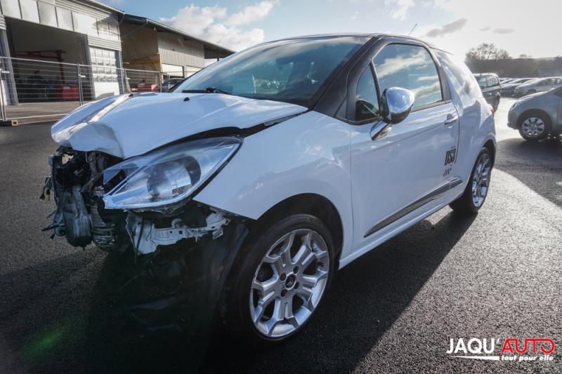 Baguette de porte arriere gauche pour CITROEN DS3 PHASE 1 Baguette de porte arriere gauche pour CITROEN DS3 PHASE 1