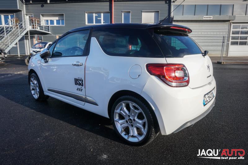 Baguette de porte arriere gauche pour CITROEN DS3 PHASE 1 Baguette de porte arriere gauche pour CITROEN DS3 PHASE 1
