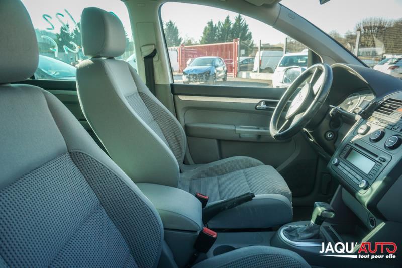 Condenseur de clim pour VOLKSWAGEN TOURAN 1 PHASE 1 Condenseur de clim pour VOLKSWAGEN TOURAN 1 PHASE 1