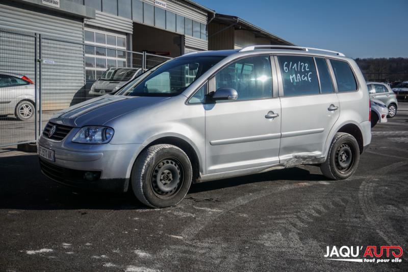 Condenseur de clim pour VOLKSWAGEN TOURAN 1 PHASE 1 Condenseur de clim pour VOLKSWAGEN TOURAN 1 PHASE 1