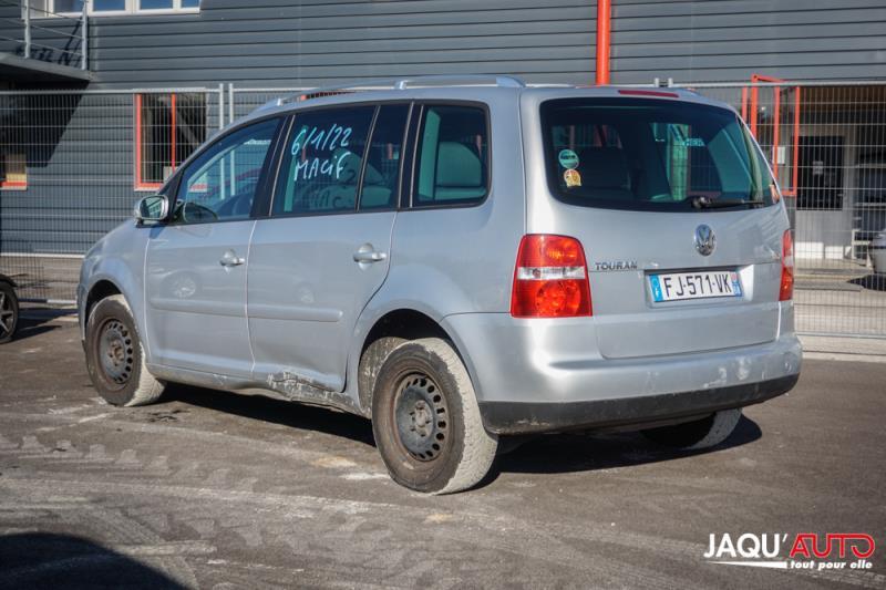 Condenseur de clim pour VOLKSWAGEN TOURAN 1 PHASE 1 Condenseur de clim pour VOLKSWAGEN TOURAN 1 PHASE 1