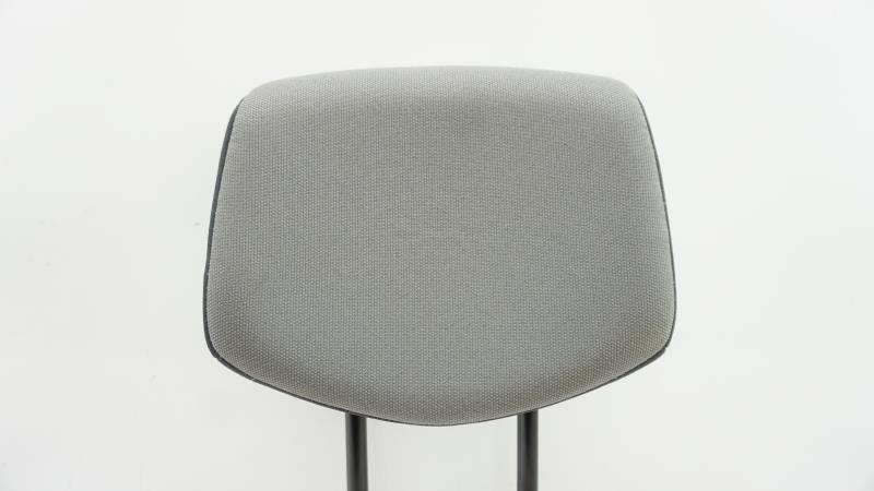 Appui tete avant RENAULT CLIO 3 PHASE 2 Diesel - 1