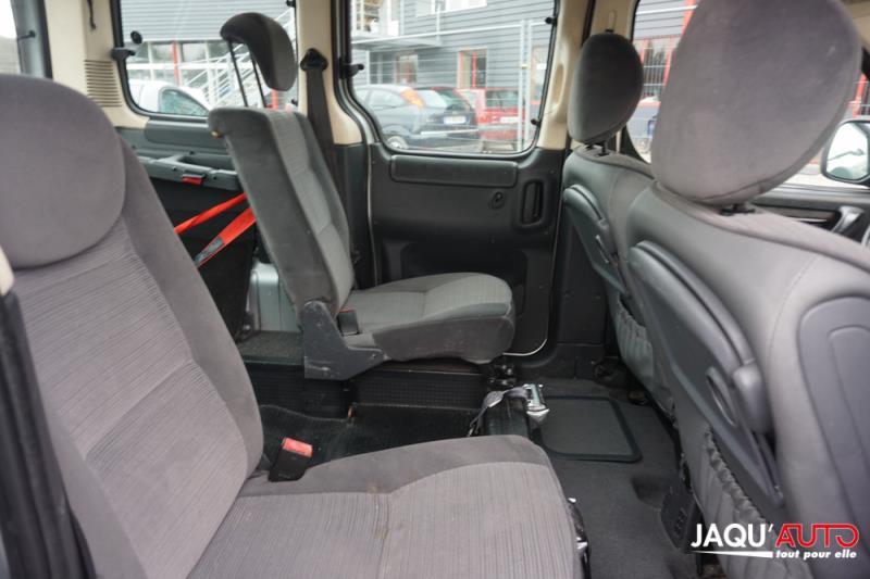 Poignee porte avant droit pour CITROEN BERLINGO 1 PHASE 2 Poignee porte avant droit pour CITROEN BERLINGO 1 PHASE 2