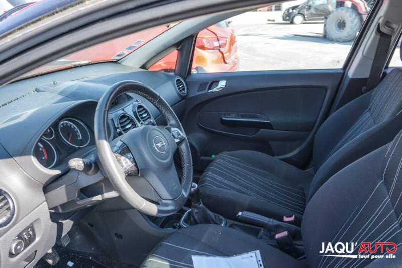 Platine feu arriere gauche pour OPEL CORSA D PHASE 1 Platine feu arriere gauche pour OPEL CORSA D PHASE 1