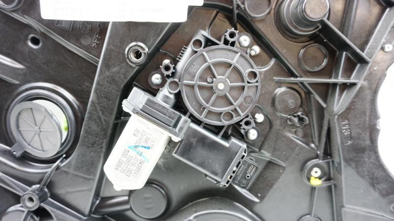 Alzacristalli elettrico posteriore sinistro ALFA ROMEO GIULIETTA 2 PHASE 1 Diésel - 1
