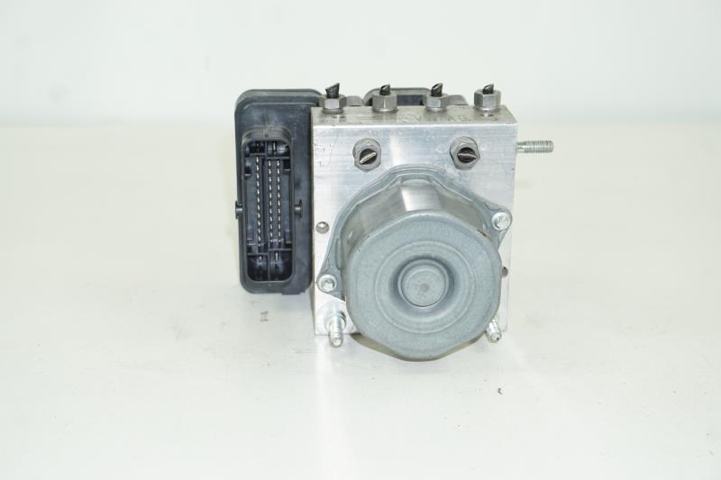 Blocco ABS (antibloccaggio freni) VOLKSWAGEN POLO 5 PHASE 1 Gasolina - 1
