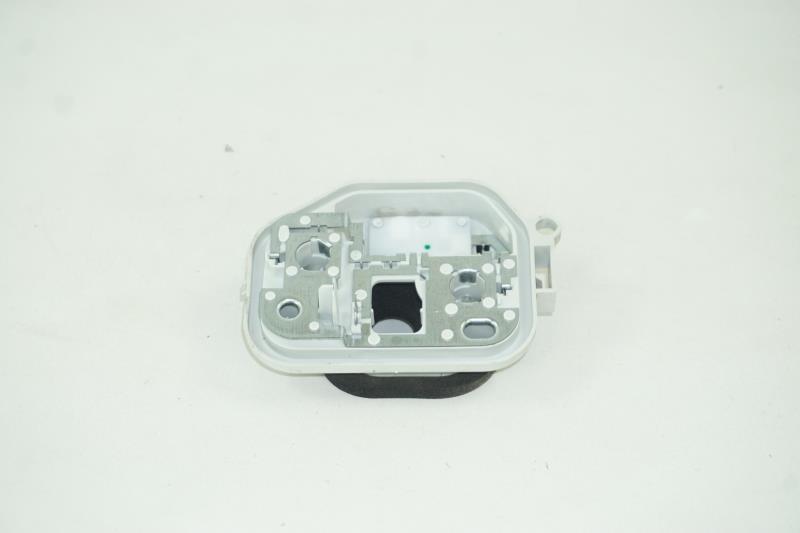 Base portalampade fanale posteriore destro PEUGEOT 2008 1 PHASE 1 Gasolina - 1