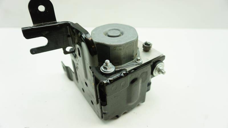 Blocco ABS (antibloccaggio freni) PEUGEOT 308 2 PHASE 1 Diésel - 1