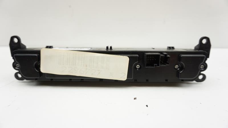 Bouton de warning MERCEDES CLASSE M 164 PHASE 1 Diesel - 1