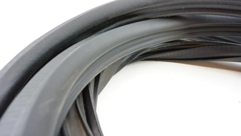 Guarnizione sportello anteriore sinistro OPEL CORSA D PHASE 2 Gasolina - 1