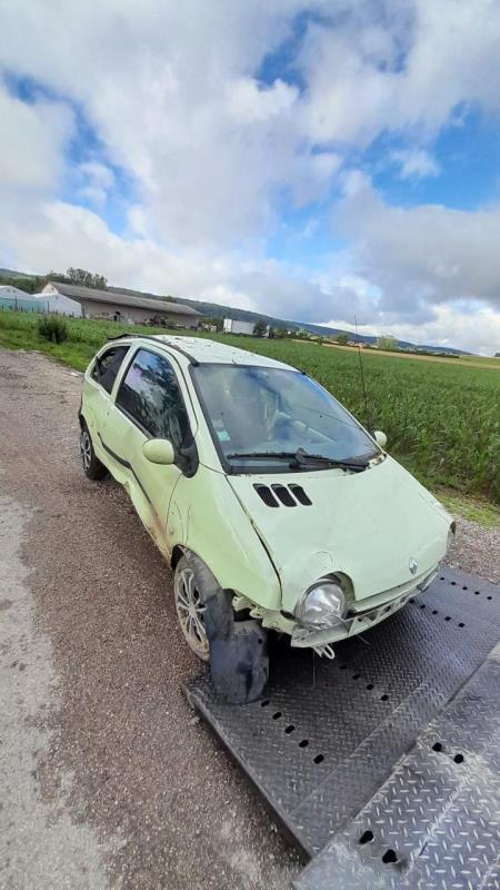Compresseur clim pour RENAULT TWINGO 1 PHASE 3 Compresseur clim pour RENAULT TWINGO 1 PHASE 3