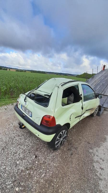 Compresseur clim pour RENAULT TWINGO 1 PHASE 3 Compresseur clim pour RENAULT TWINGO 1 PHASE 3