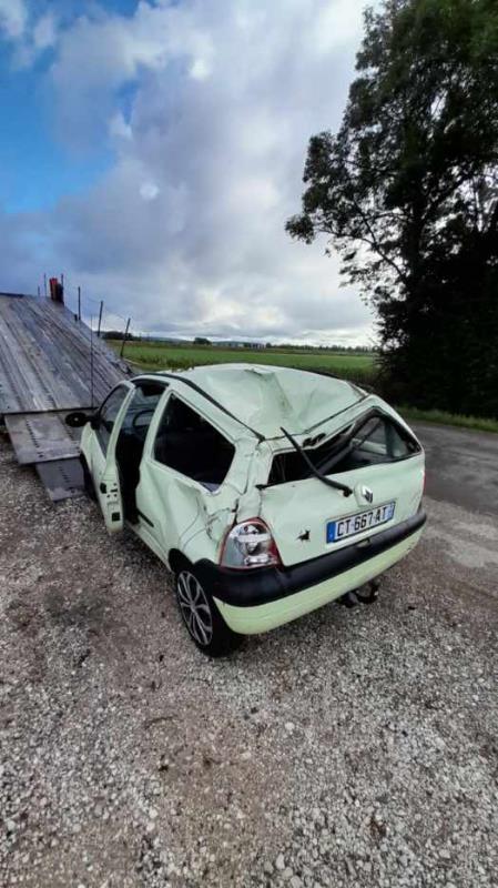 Compresseur clim pour RENAULT TWINGO 1 PHASE 3 Compresseur clim pour RENAULT TWINGO 1 PHASE 3