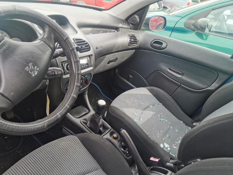 Pare choc arriere pour PEUGEOT 206 PHASE 2 BREAK Pare choc arriere pour PEUGEOT 206 PHASE 2 BREAK