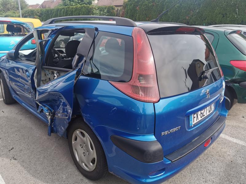 Pare choc arriere pour PEUGEOT 206 PHASE 2 BREAK Pare choc arriere pour PEUGEOT 206 PHASE 2 BREAK