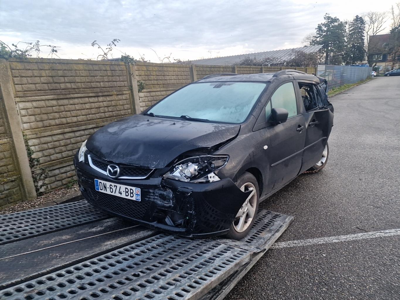 Serrure avant droit pour MAZDA 5 1 PHASE 1 Serrure avant droit pour MAZDA 5 1 PHASE 1