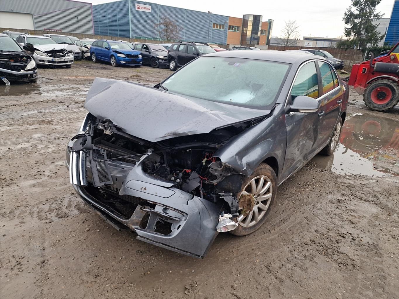 Feu arriere secondaire droit (feux) pour VOLKSWAGEN JETTA 3 Feu arriere secondaire droit (feux) pour VOLKSWAGEN JETTA 3