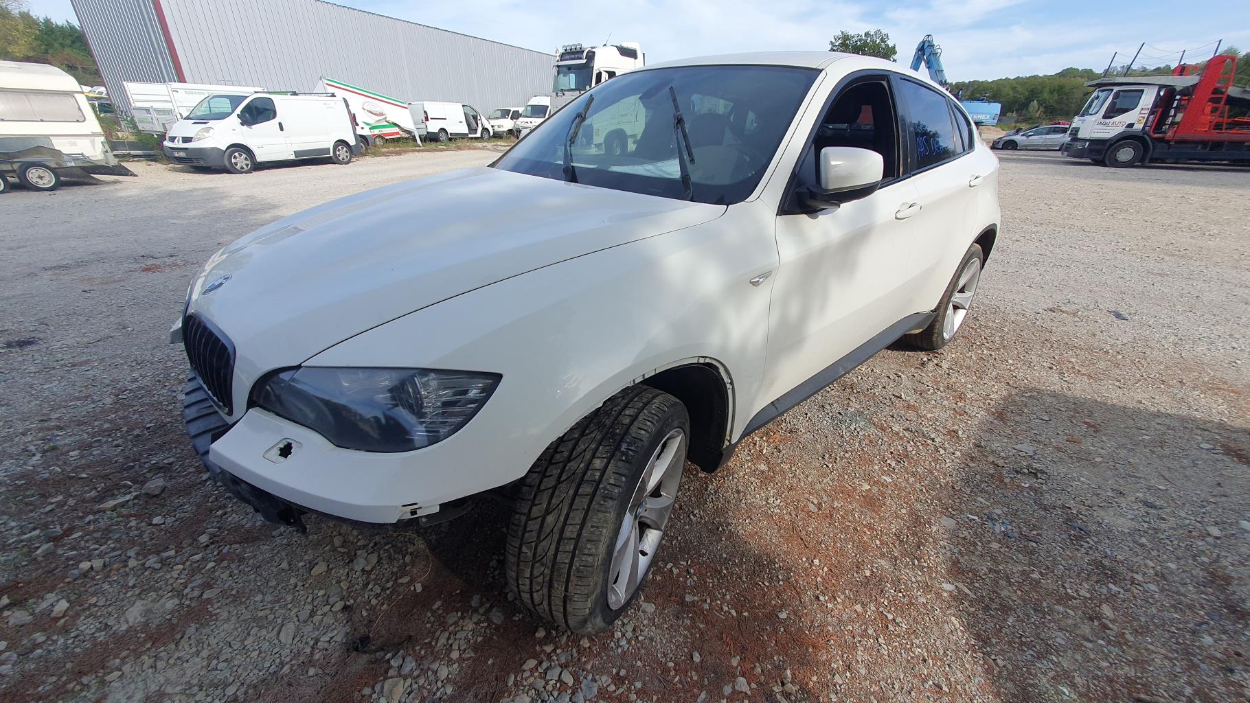 Extension d'aile arriere gauche pour BMW X6 E71 PHASE 1 Extension d'aile arriere gauche pour BMW X6 E71 PHASE 1