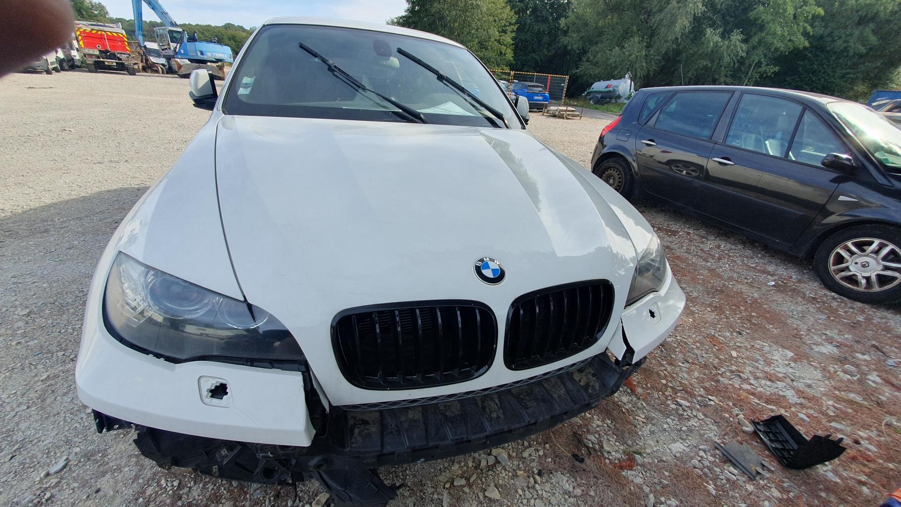 Extension d'aile arriere gauche pour BMW X6 E71 PHASE 1 Extension d'aile arriere gauche pour BMW X6 E71 PHASE 1