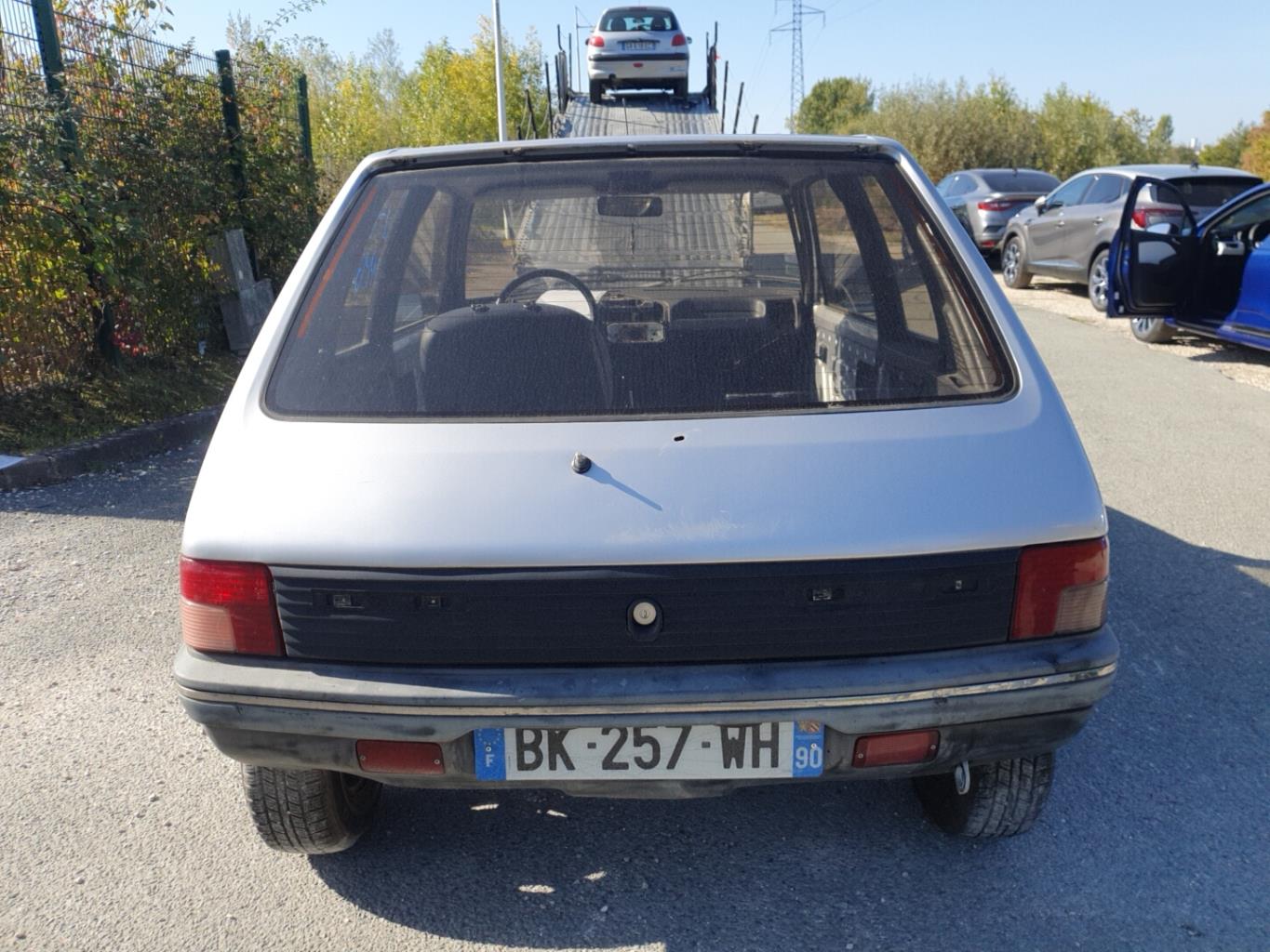 Retroviseur gauche pour PEUGEOT 205 PHASE 2 Retroviseur gauche pour PEUGEOT 205 PHASE 2