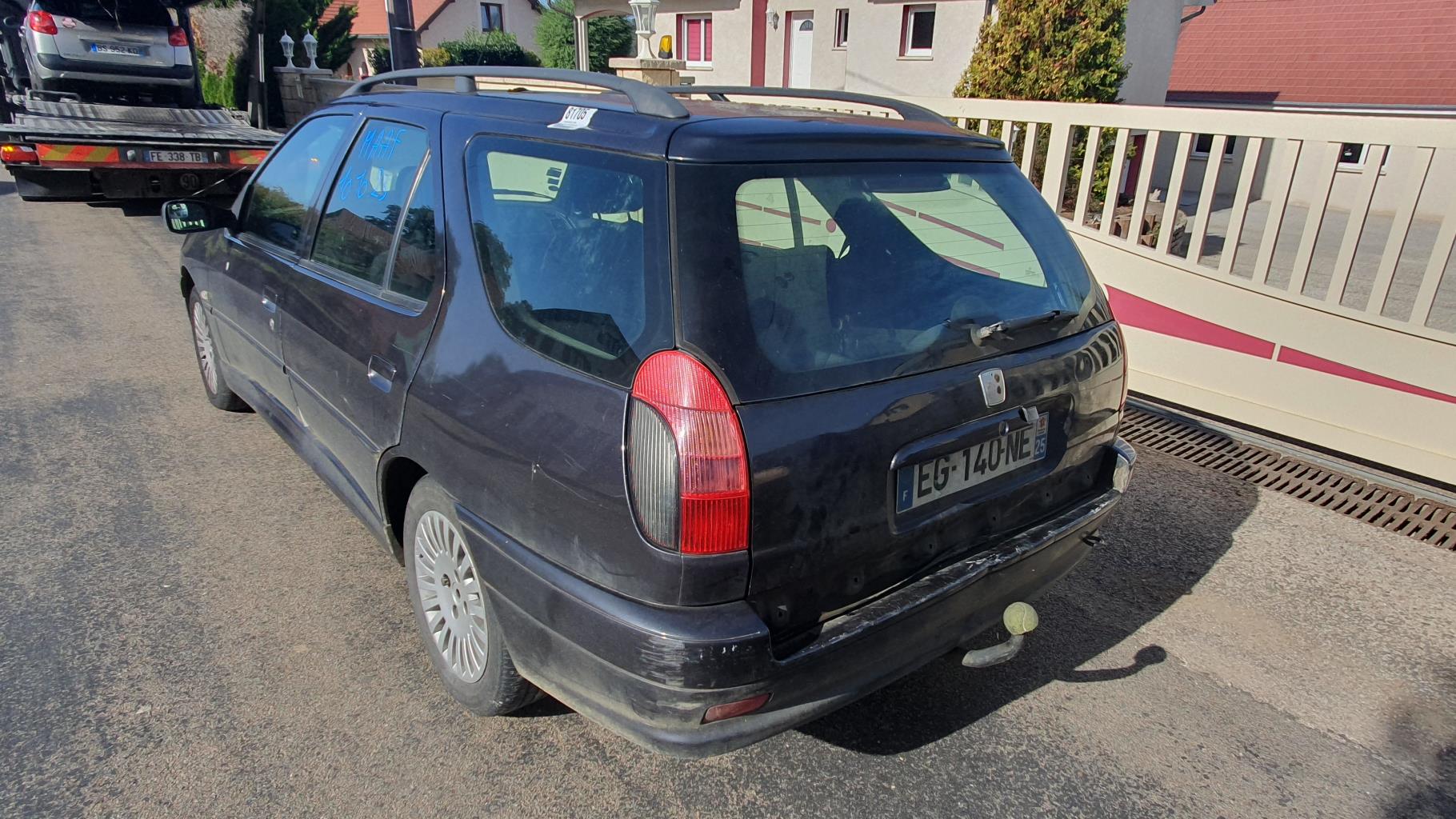 Leve vitre electrique avant droit pour PEUGEOT 306 BREAK Leve vitre electrique avant droit pour PEUGEOT 306 BREAK