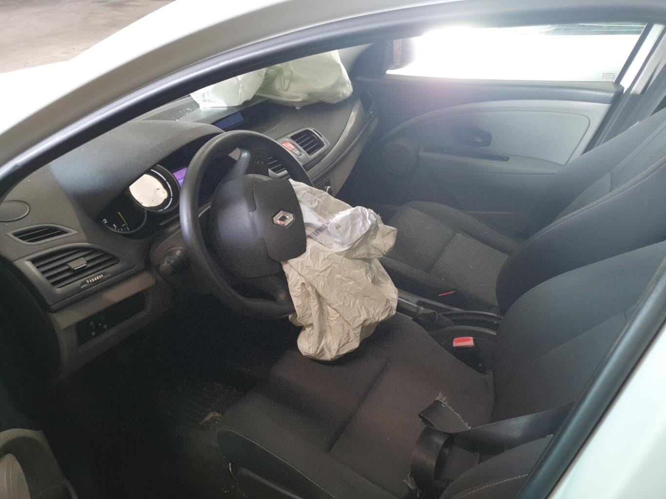 Appuie-tête Avant RENAULT GRAND SCENIC 3 PHASE 3 - Réf 864501397R - Occasion Bon état