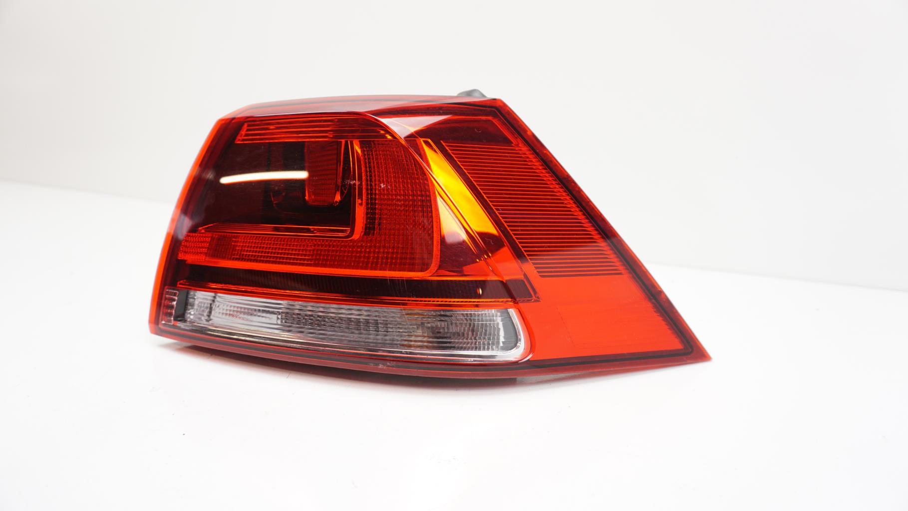 Fanale posteriore principale destro (luci) VOLKSWAGEN GOLF 7 PHASE 1 Diésel - 1