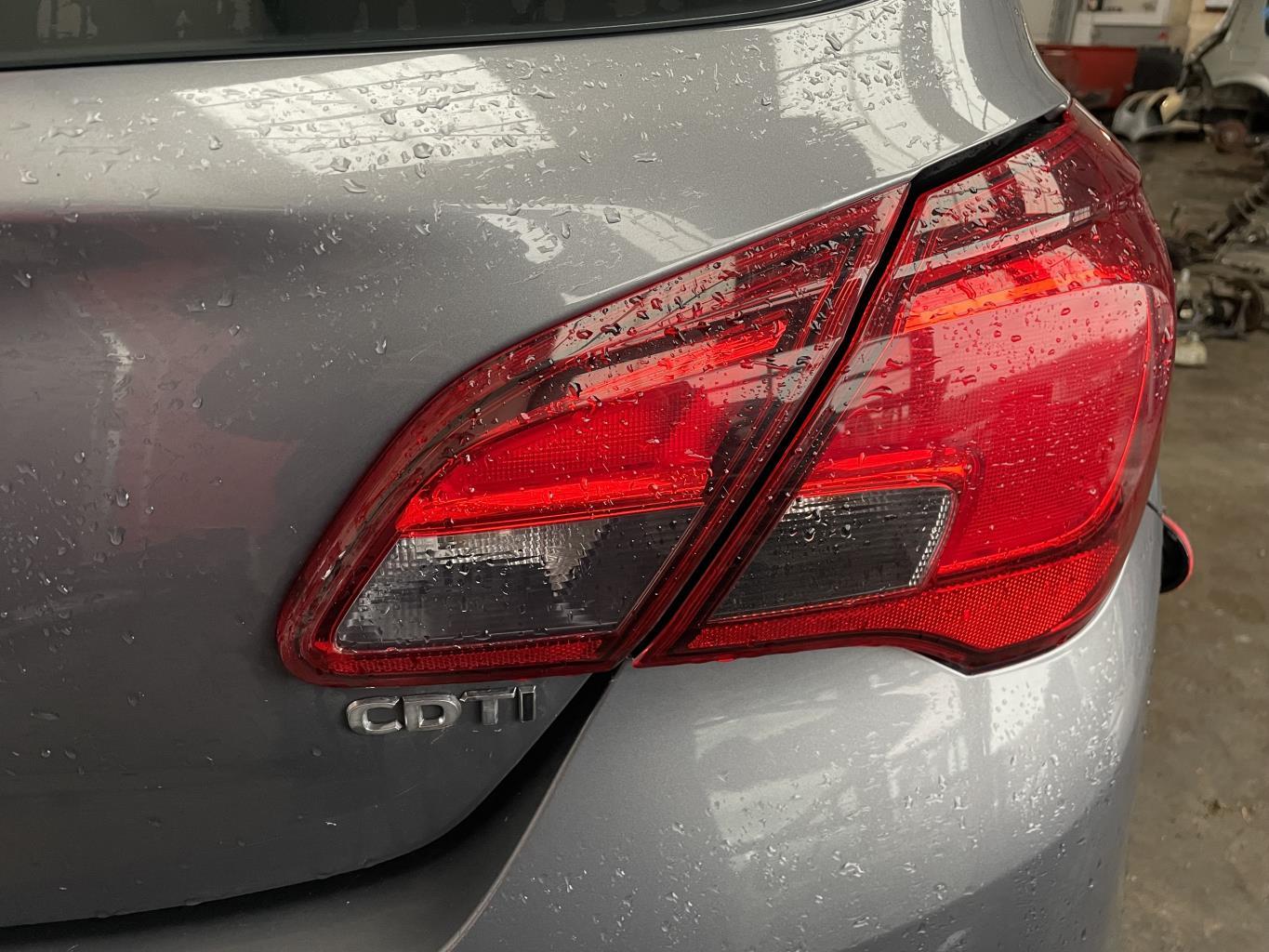 Feu arriere secondaire droit (feux) OPEL CORSA E Diesel - 1