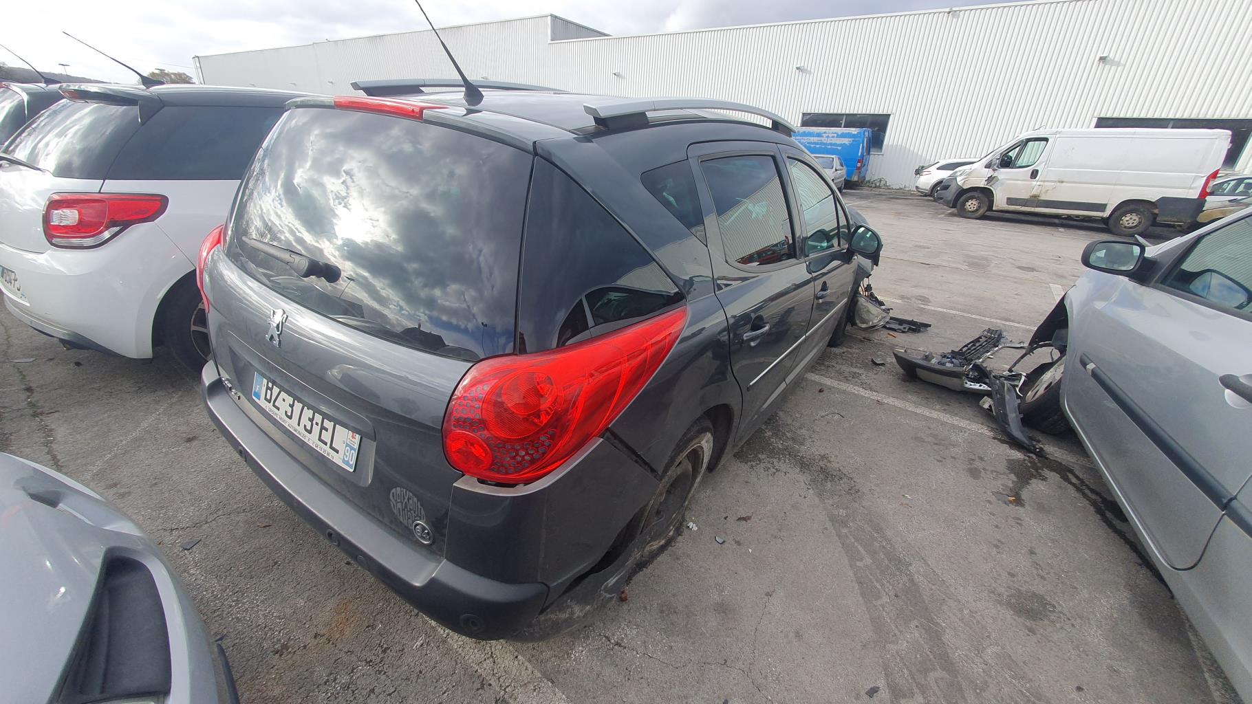 Ceinture arriere droit pour PEUGEOT 207 PHASE 2 BREAK Ceinture arriere droit pour PEUGEOT 207 PHASE 2 BREAK