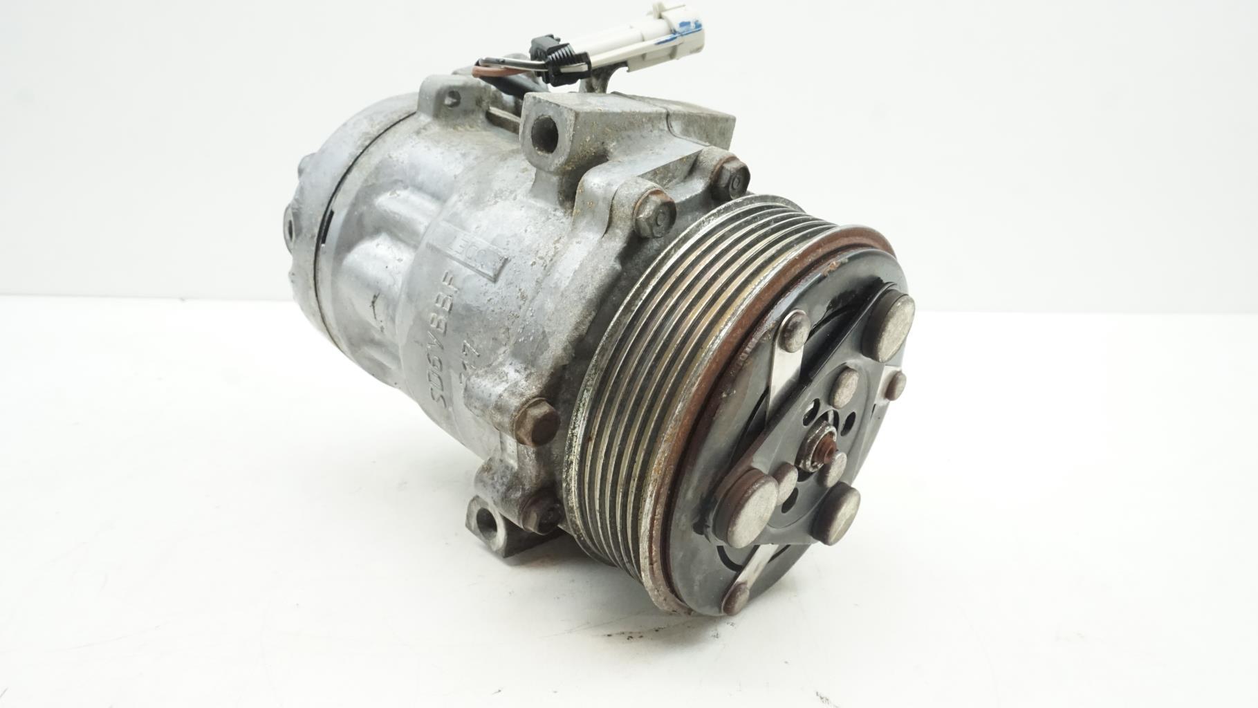 Compresseur clim SUZUKI SWIFT 3 Diesel - 1