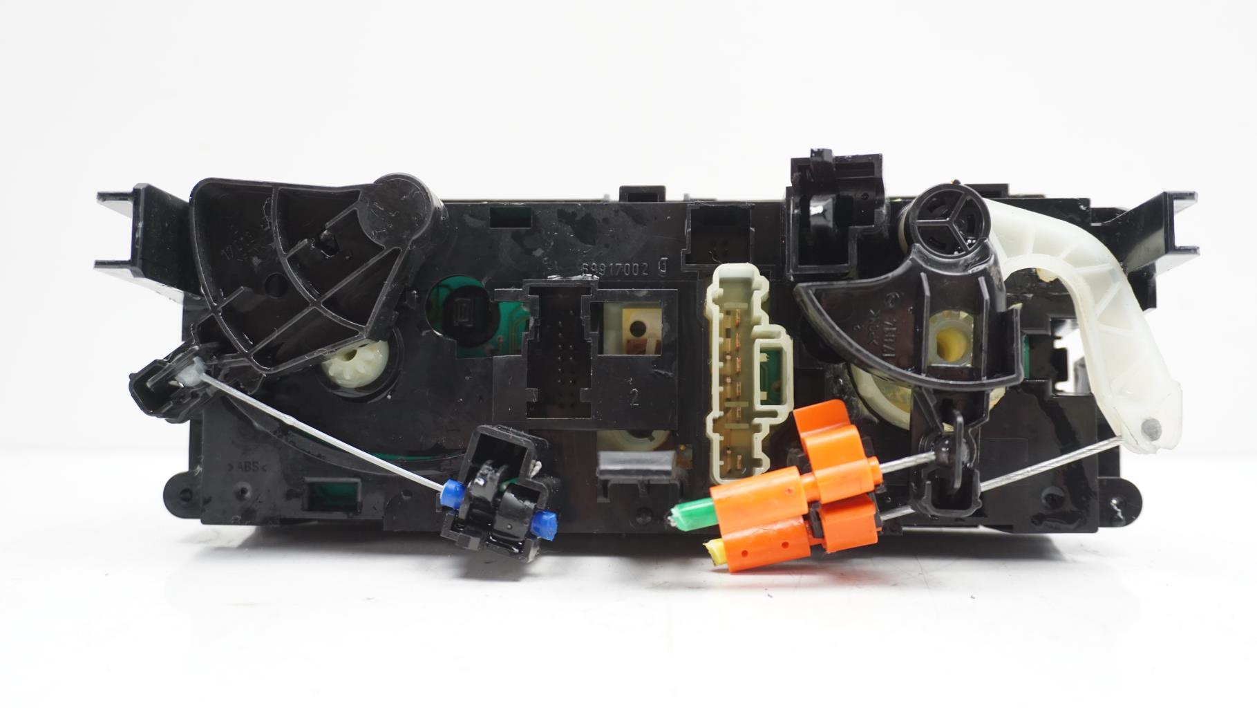 Commande chauffage PEUGEOT 207 PHASE 1 BREAK Diesel - 1