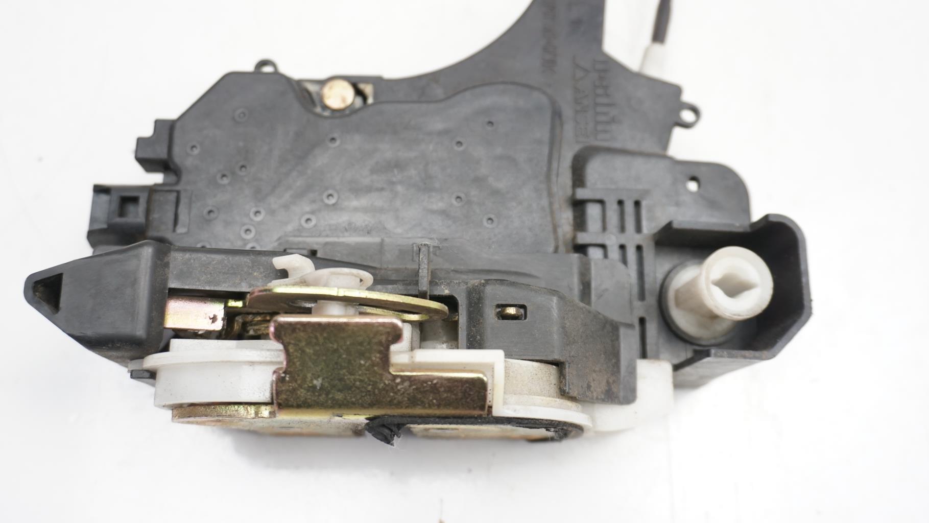 Serratura anteriore sinistra MITSUBISHI COLT 6 PHASE 1 Gasolina - 1