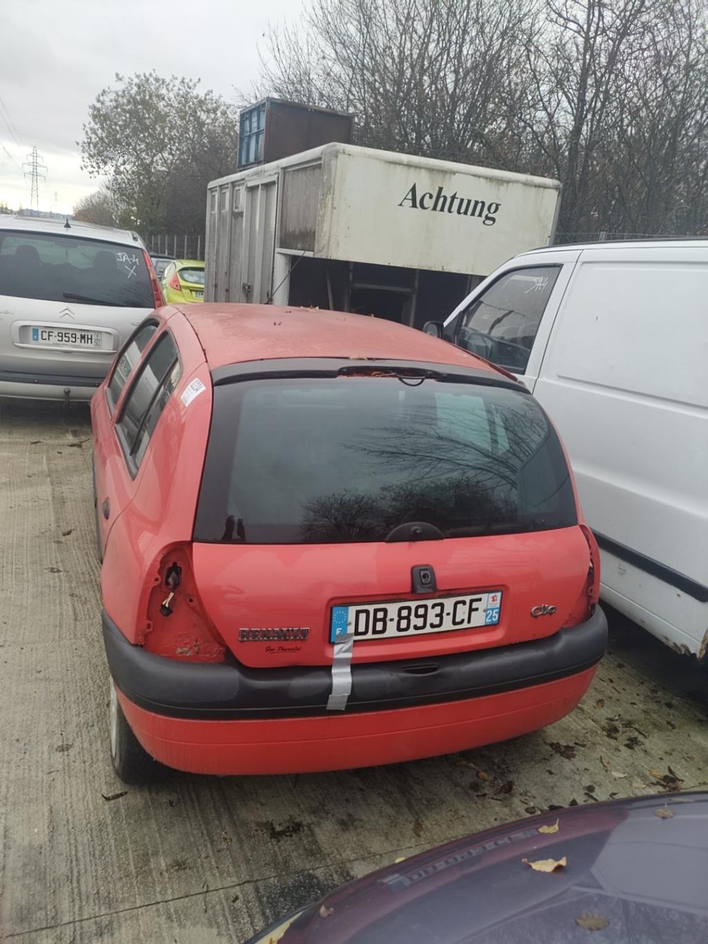 Aile avant gauche pour RENAULT CLIO 2 PHASE 1 Aile avant gauche pour RENAULT CLIO 2 PHASE 1