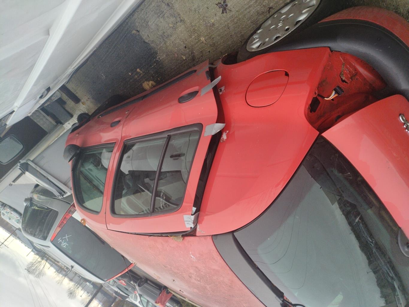 Aile avant gauche pour RENAULT CLIO 2 PHASE 1 Aile avant gauche pour RENAULT CLIO 2 PHASE 1