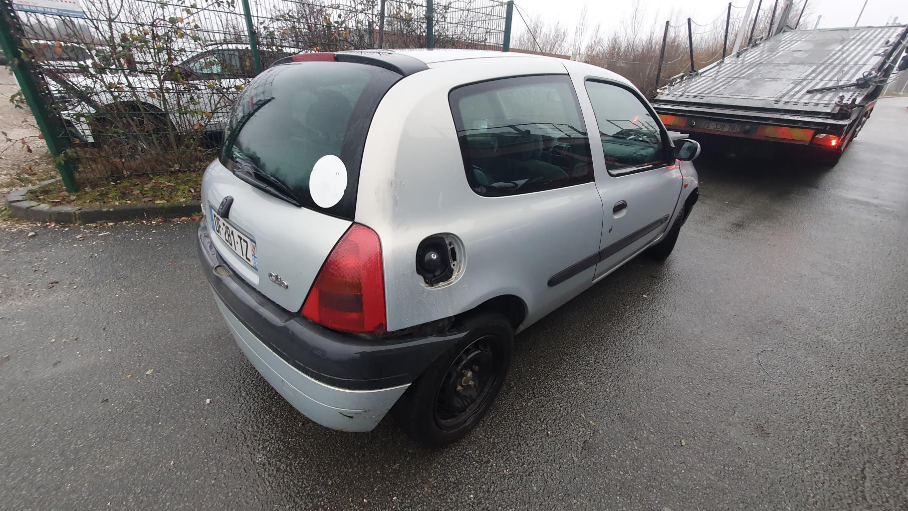 Plage arriere pour RENAULT CLIO 2 PHASE 1 Plage arriere pour RENAULT CLIO 2 PHASE 1