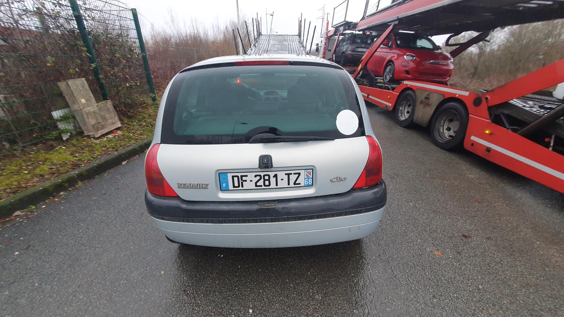 Plage arriere pour RENAULT CLIO 2 PHASE 1 Plage arriere pour RENAULT CLIO 2 PHASE 1