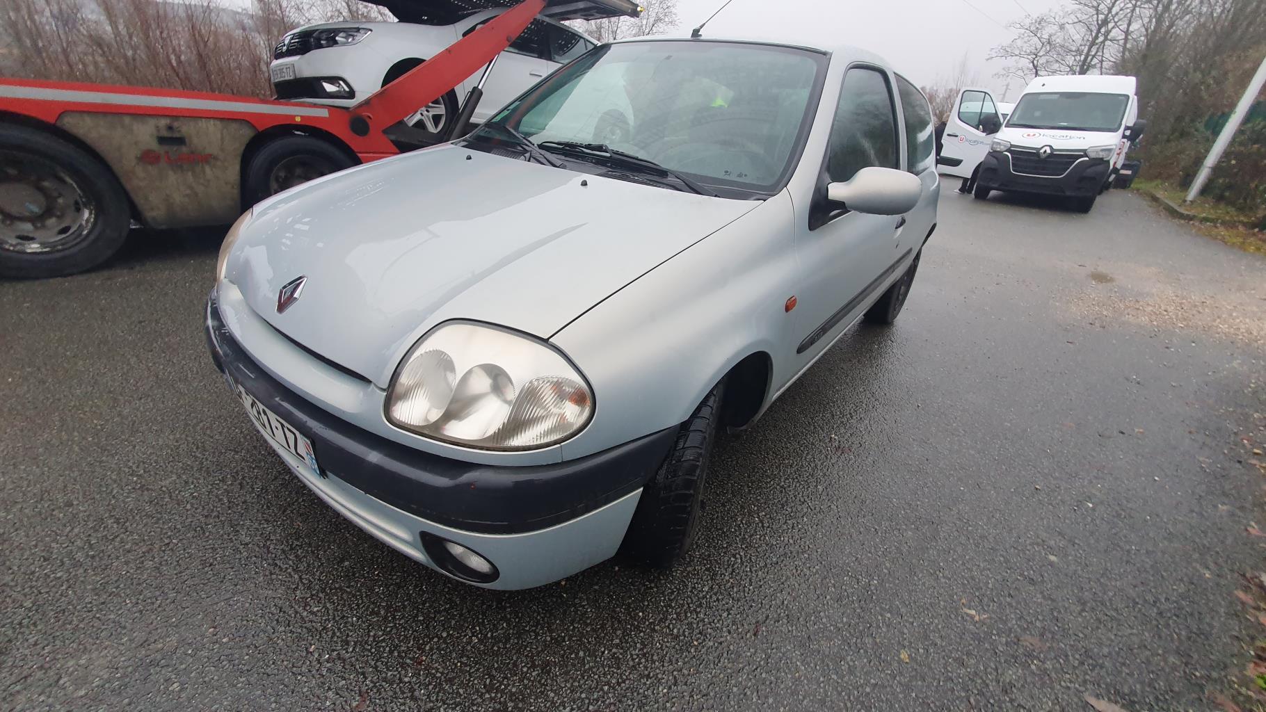Plage arriere pour RENAULT CLIO 2 PHASE 1 Plage arriere pour RENAULT CLIO 2 PHASE 1