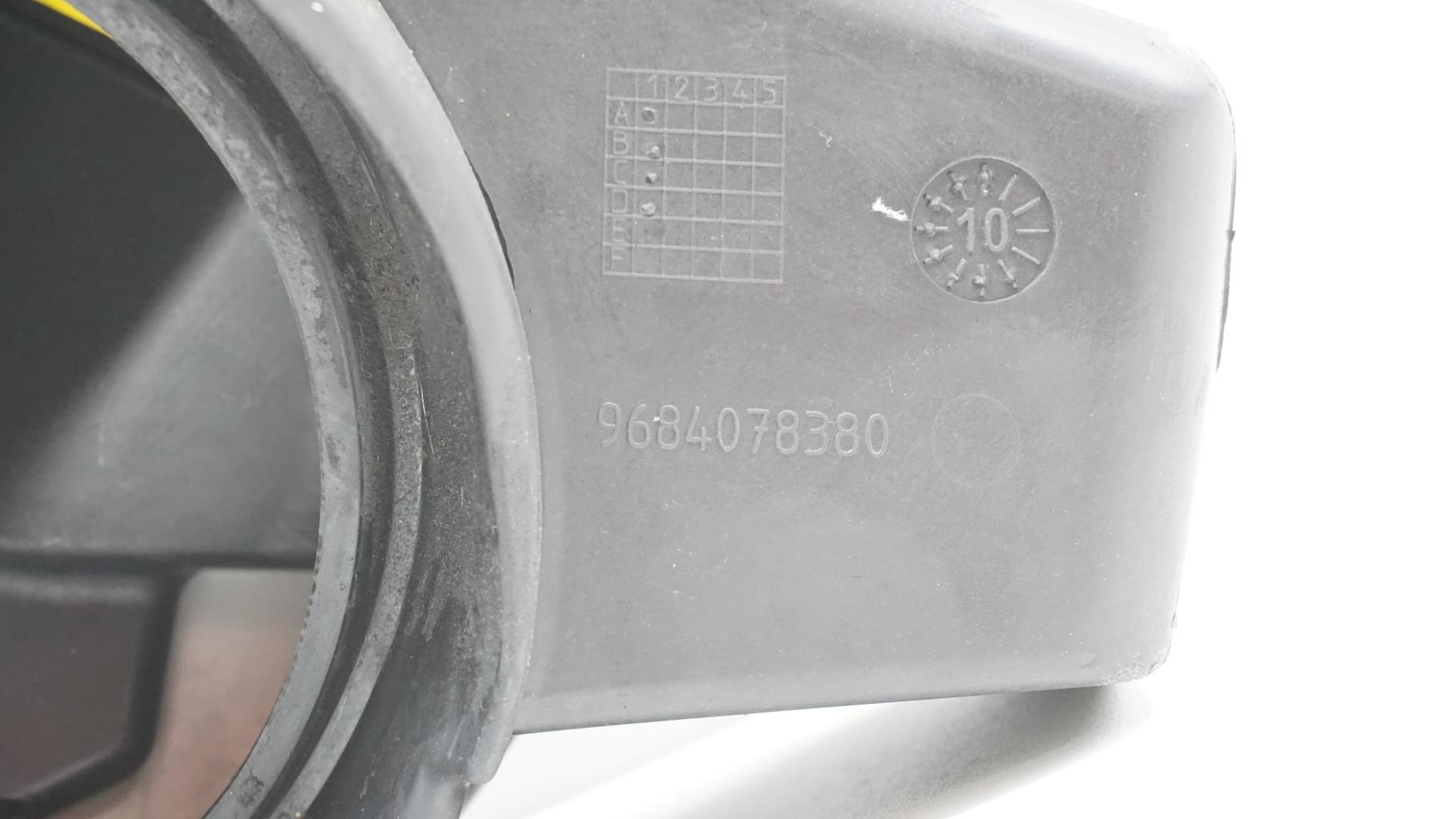 Sportello carburante PEUGEOT 5008 1 PHASE 1 Diésel - 1