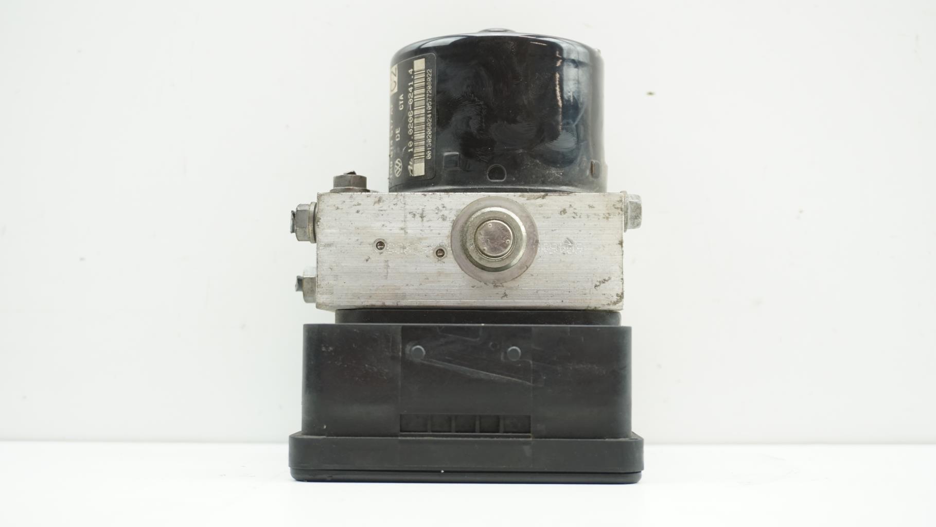 Bloc ABS (freins anti-blocage) AUDI A3 2 PHASE 1 Diesel - 1