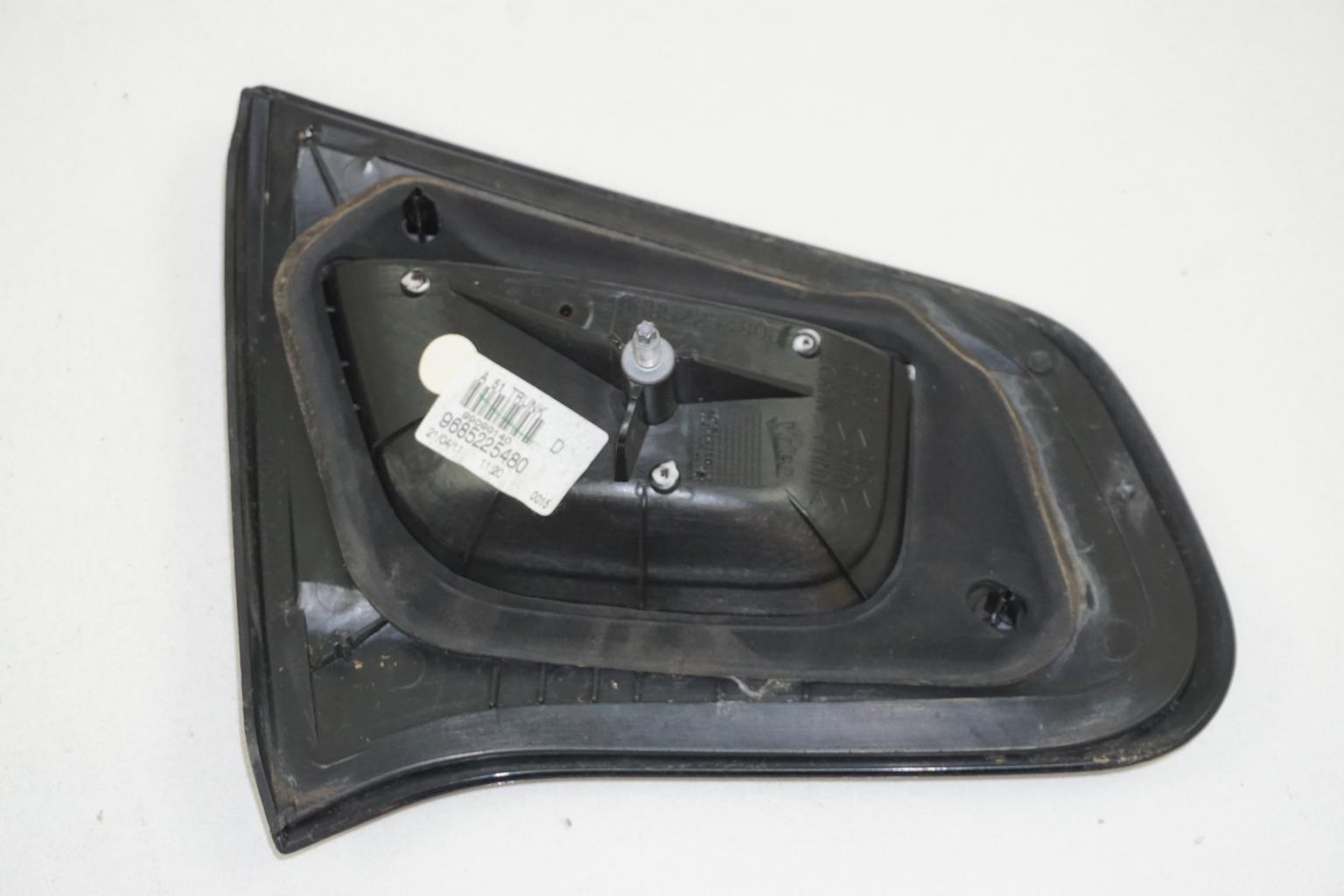 Catadiottro posteriore destro CITROEN C3 2 PHASE 1 Gasolina - 1