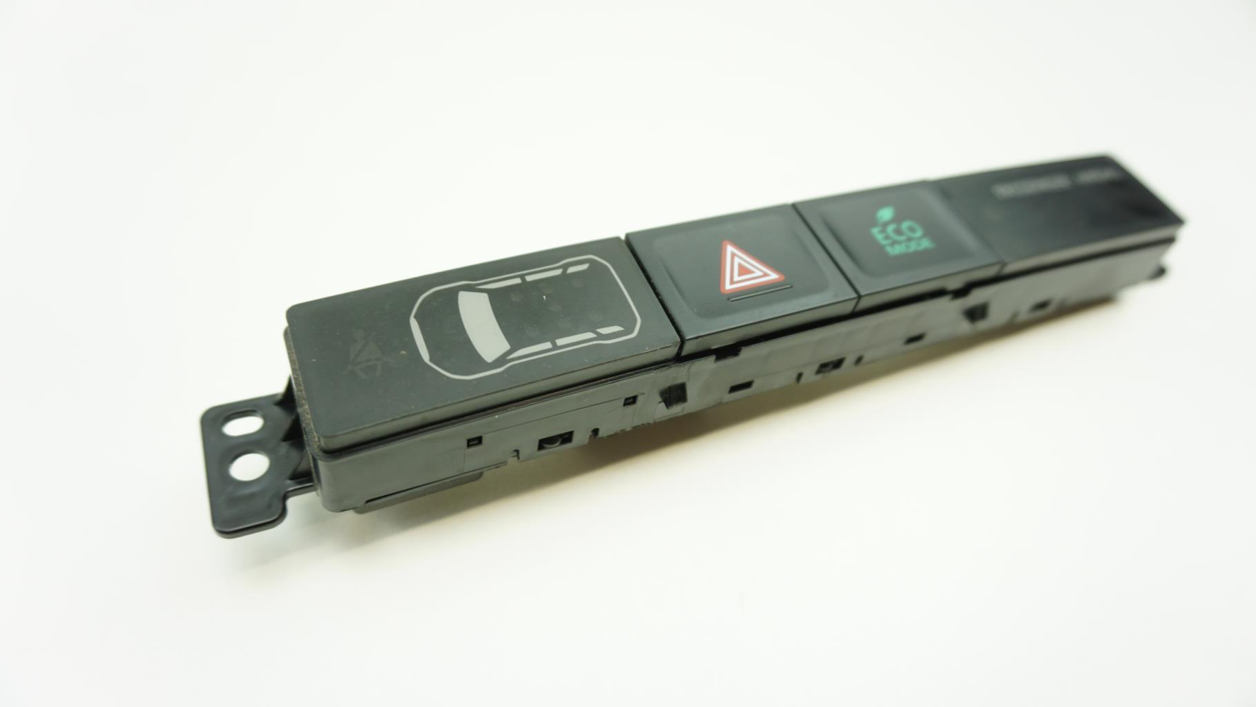 Bouton de warning MITSUBISHI OUTLANDER 3 Diesel - 1