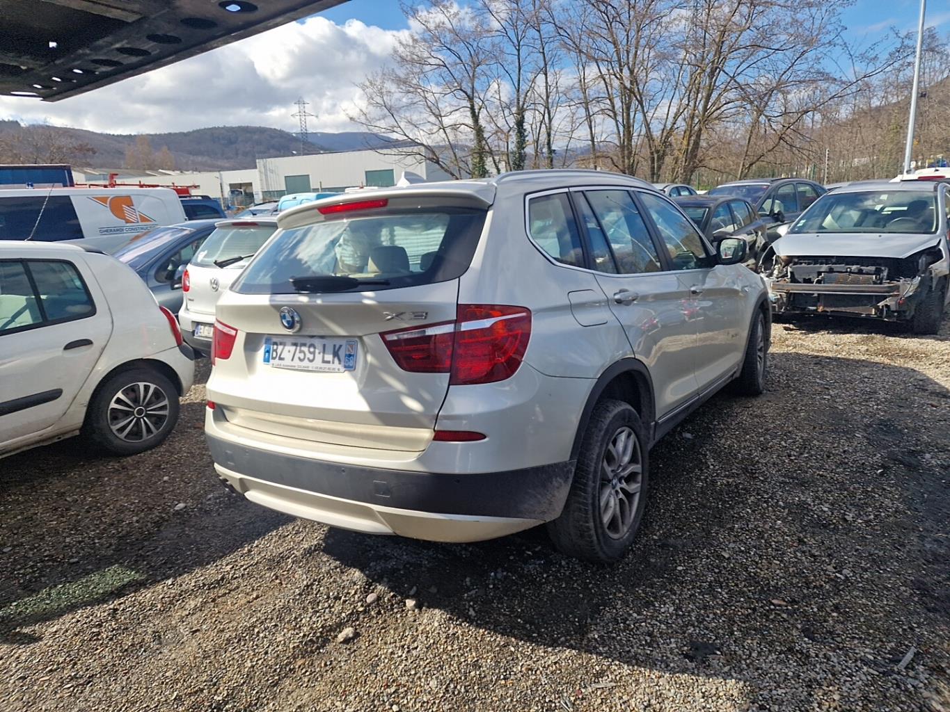 Etrier avant gauche (freinage) pour BMW X3 F25 PHASE 1 Etrier avant gauche (freinage) pour BMW X3 F25 PHASE 1