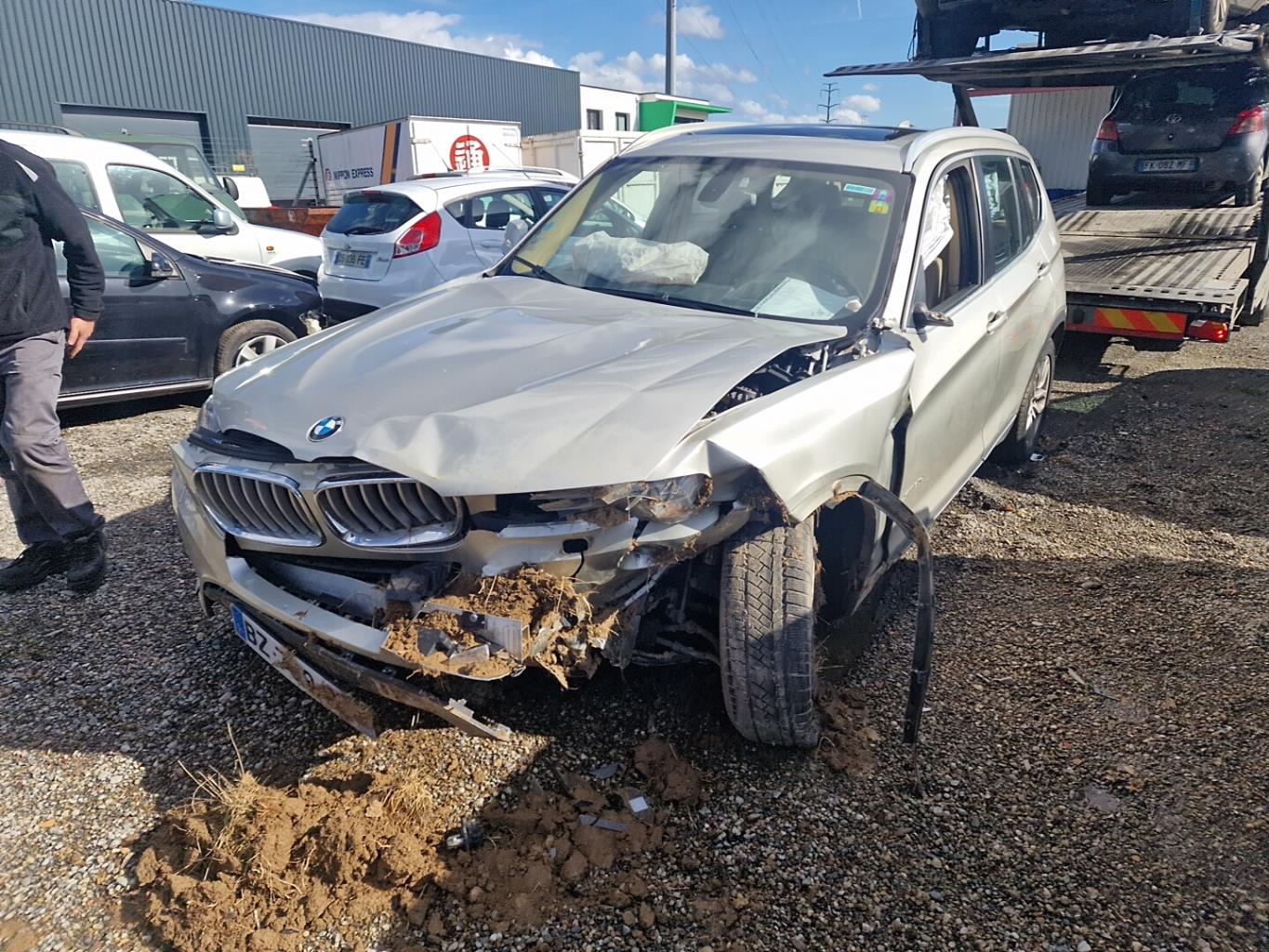 Etrier avant gauche (freinage) pour BMW X3 F25 PHASE 1 Etrier avant gauche (freinage) pour BMW X3 F25 PHASE 1